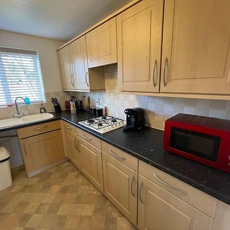 5 Holborn Spacious Home Redhill  Extérieur photo