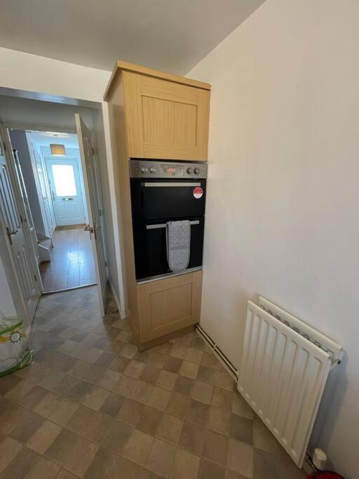 5 Holborn Spacious Home Redhill  Extérieur photo